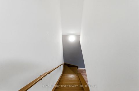 Photo 25 at 1154 Meath Drive, Pinecrest, Oshawa