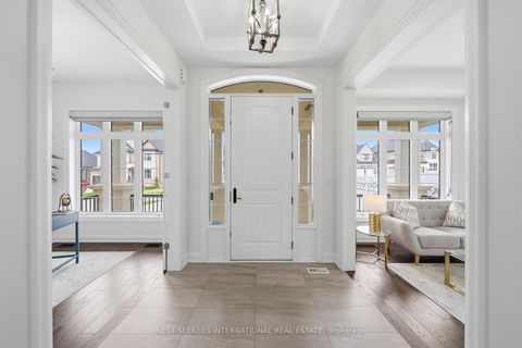 Photo 3 at 19 Painted Pony Trail, Kleinburg, Vaughan