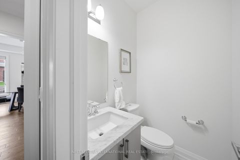 Photo 11 at 19 Painted Pony Trail, Kleinburg, Vaughan