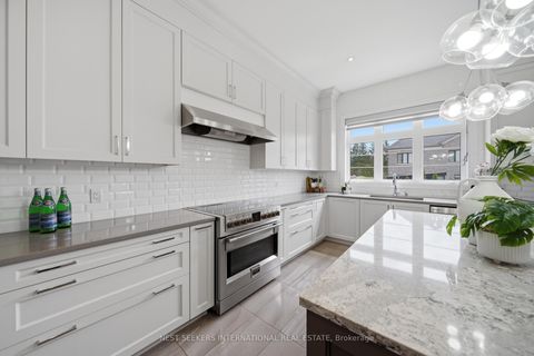 Photo 17 at 19 Painted Pony Trail, Kleinburg, Vaughan