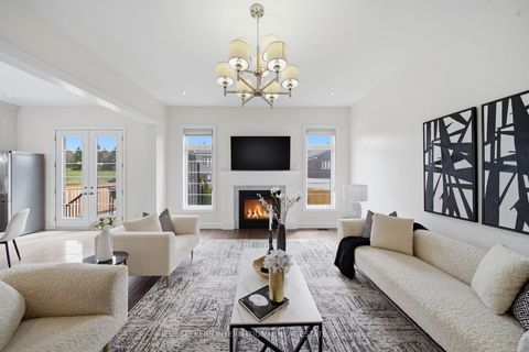 Photo 20 at 19 Painted Pony Trail, Kleinburg, Vaughan