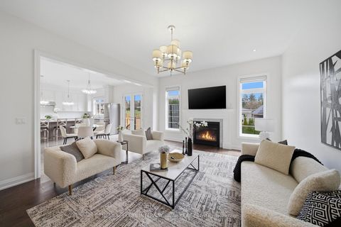 Photo 21 at 19 Painted Pony Trail, Kleinburg, Vaughan