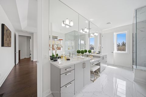 Photo 28 at 19 Painted Pony Trail, Kleinburg, Vaughan