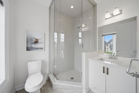 Photo 36 at 19 Painted Pony Trail, Kleinburg, Vaughan