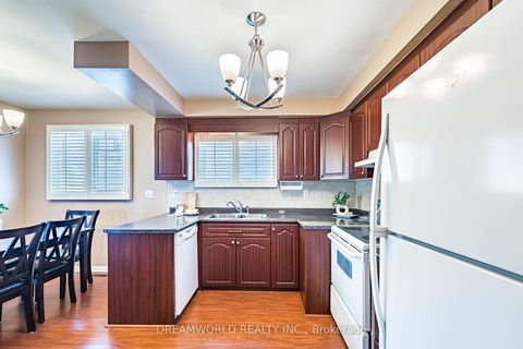 Photo 16 at 194 Giltspur Drive, Jane Heights, Toronto