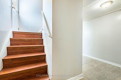 Photo 30 at 194 Giltspur Drive, Jane Heights, Toronto