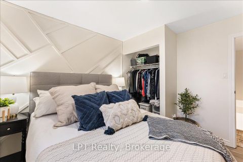 Photo 23 at 154 Beach Road, Keswick North, Georgina