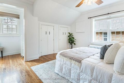 Photo 10 at 1107 Royal York Road, Kingsway South, Toronto