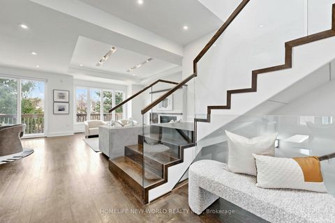 Photo 11 at 220 Roe Avenue, Nortown, Toronto