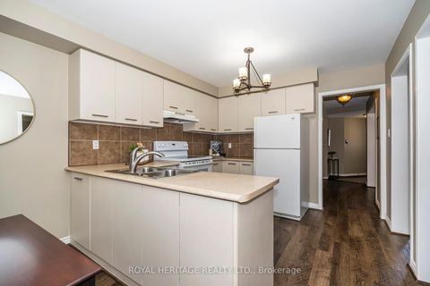 Photo 11 at 67 Hughes Crescent, Central, Ajax