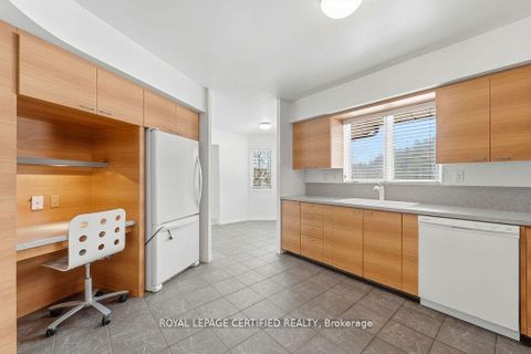 Photo 17 at 103 Sibbald Crescent, Sutton & Jackson's Point, Georgina