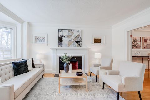 Photo 1 at 138 Melrose Avenue, Lawrence Park North, Toronto