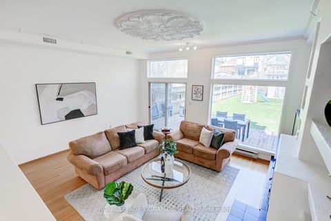 Photo 10 at 138 Melrose Avenue, Lawrence Park North, Toronto