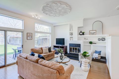 Photo 11 at 138 Melrose Avenue, Lawrence Park North, Toronto