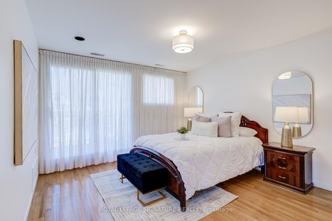 Photo 14 at 138 Melrose Avenue, Lawrence Park North, Toronto