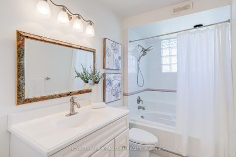 Photo 15 at 138 Melrose Avenue, Lawrence Park North, Toronto