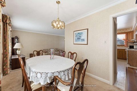 Photo 13 at 29 Patricia Drive, King City, King