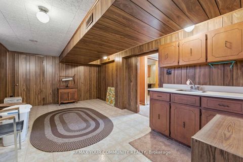 Photo 25 at 29 Patricia Drive, King City, King