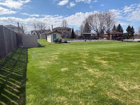 Photo 27 at 29 Patricia Drive, King City, King