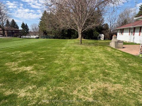 Photo 28 at 29 Patricia Drive, King City, King