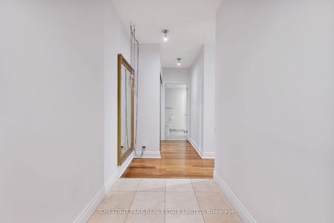 Photo 3 at 516E - 500 Queens Quay W, Waterfront Communities C1, Toronto