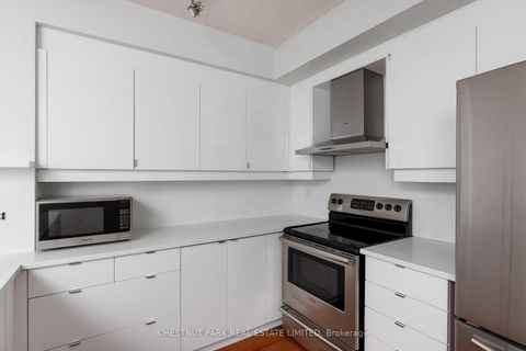 Photo 16 at 516E - 500 Queens Quay W, Waterfront Communities C1, Toronto