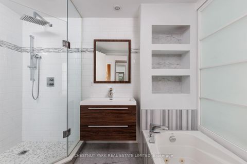 Photo 27 at 516E - 500 Queens Quay W, Waterfront Communities C1, Toronto