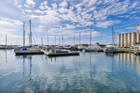 Photo 44 at 516E - 500 Queens Quay W, Waterfront Communities C1, Toronto