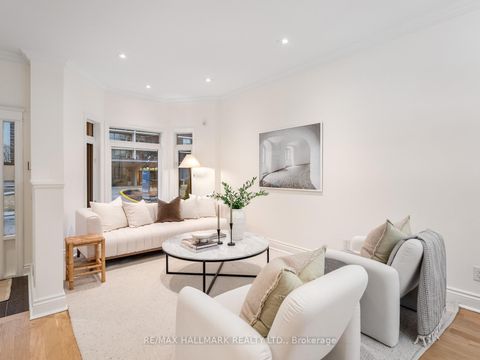 Photo 4 at 26 Eastmount Avenue, Danforth, Toronto