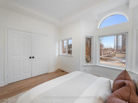 Photo 31 at 26 Eastmount Avenue, Danforth, Toronto