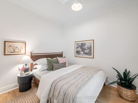 Photo 32 at 26 Eastmount Avenue, Danforth, Toronto