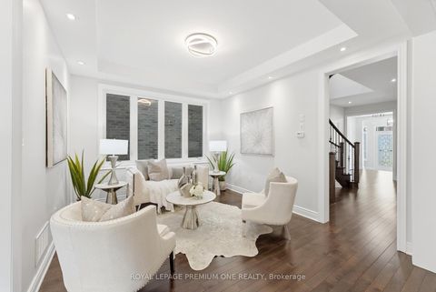 Photo 11 at 91 Card Lumber Crescent, Kleinburg, Vaughan