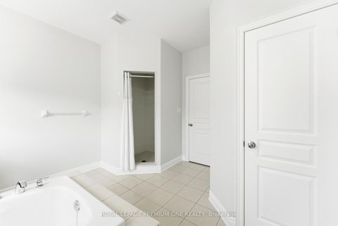 Photo 26 at 91 Card Lumber Crescent, Kleinburg, Vaughan