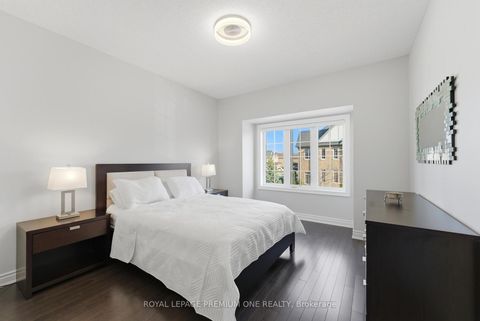 Photo 32 at 91 Card Lumber Crescent, Kleinburg, Vaughan