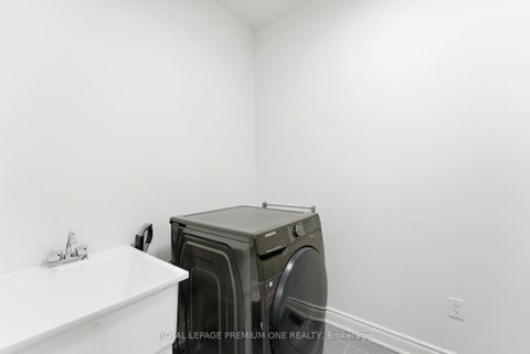 Photo 34 at 91 Card Lumber Crescent, Kleinburg, Vaughan