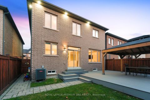 Photo 42 at 91 Card Lumber Crescent, Kleinburg, Vaughan