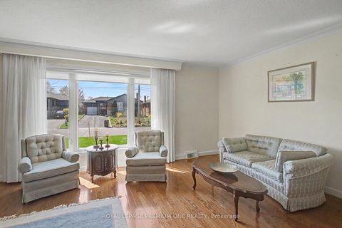 Photo 6 at 76 Tavistock Road, CFB, Toronto