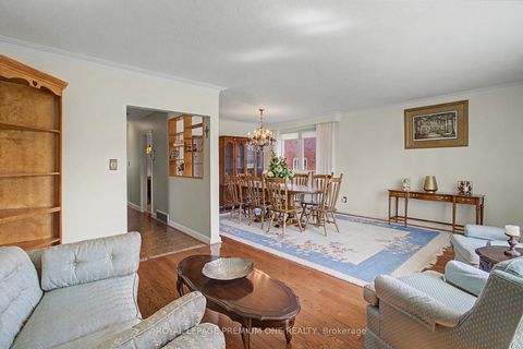 Photo 9 at 76 Tavistock Road, CFB, Toronto
