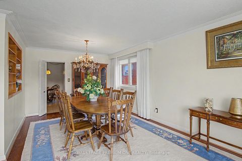 Photo 11 at 76 Tavistock Road, CFB, Toronto