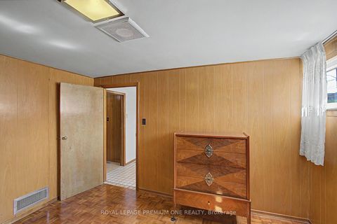 Photo 30 at 76 Tavistock Road, CFB, Toronto