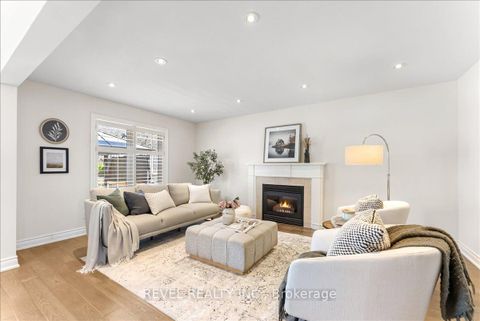Photo 9 at 30 Linderwood Drive, Centennial Scarborough, Toronto