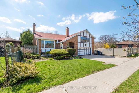 Photo 1 at 24 Cactus Avenue, Newtonbrook West, Toronto