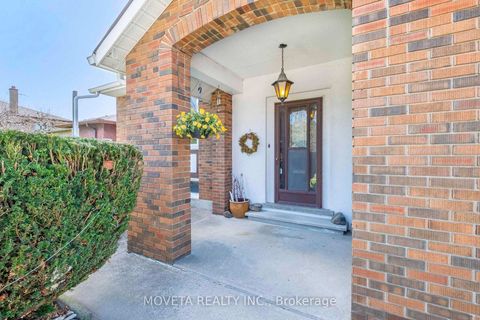 Photo 2 at 24 Cactus Avenue, Newtonbrook West, Toronto