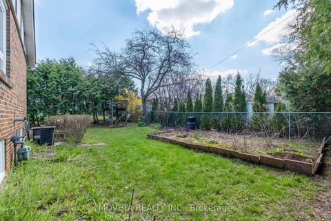 Photo 40 at 24 Cactus Avenue, Newtonbrook West, Toronto