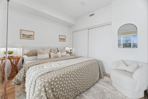 Photo 4 at 708 - 1660 Bloor Street W, High Park North, Toronto