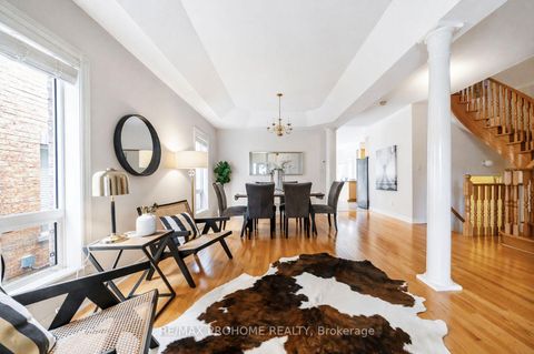 Photo 4 at 34 Inverhuron Street, Oak Ridges Lake Wilcox, Richmond Hill