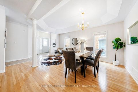 Photo 7 at 34 Inverhuron Street, Oak Ridges Lake Wilcox, Richmond Hill