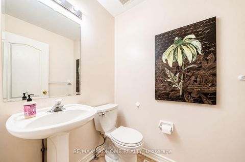 Photo 15 at 34 Inverhuron Street, Oak Ridges Lake Wilcox, Richmond Hill