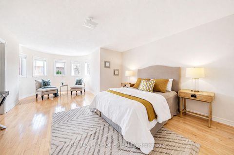 Photo 18 at 34 Inverhuron Street, Oak Ridges Lake Wilcox, Richmond Hill