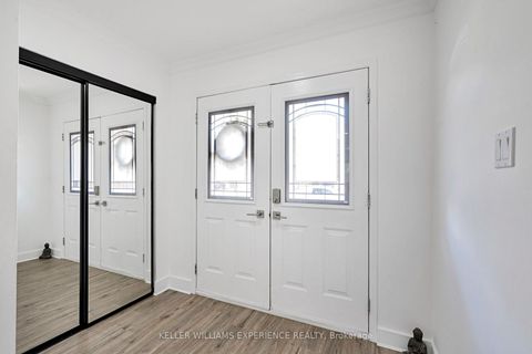 Photo 3 at 91 Butternut Drive, Holly, Barrie